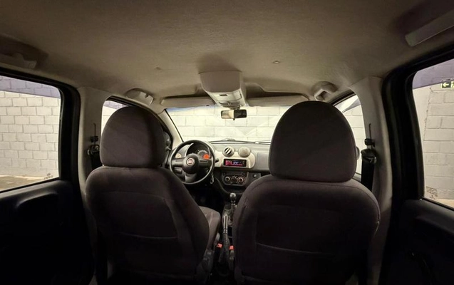 imagem-https://www.socarrao.com.br/sc-vehicle-images-prod/2133900/1782828885296-8188389_8_B_306023247e.jpeg