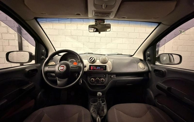 imagem-https://www.socarrao.com.br/sc-vehicle-images-prod/2133900/1782828885315-8188389_16_B_564c39ddf8.jpeg