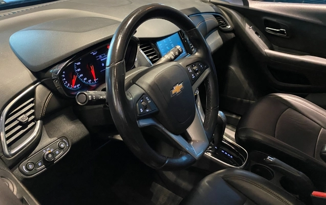imagem-https://www.socarrao.com.br/sc-vehicle-images-prod/2134131/1784902981904-9OOHtB0GUHCPIWQhdM1IdLfUN0gIhdgt.jpg