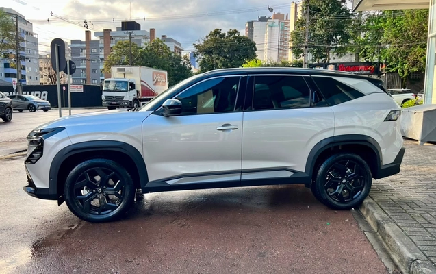 imagem-https://www.socarrao.com.br/sc-vehicle-images-prod/2134282/1786133268249-YjczMzJiZTktNDI2MC00MmU5LThmYTctODYxZTQ3YTA2NWQ2LmpwZw.jpg