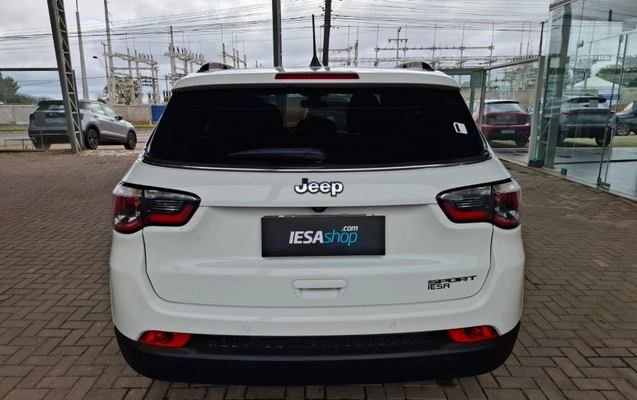 imagem-https://www.socarrao.com.br/sc-vehicle-images-prod/2134294/1781550368365-MiJPvQ7UolXMaGIlqiptkNPOhsDH5fGg.jpg