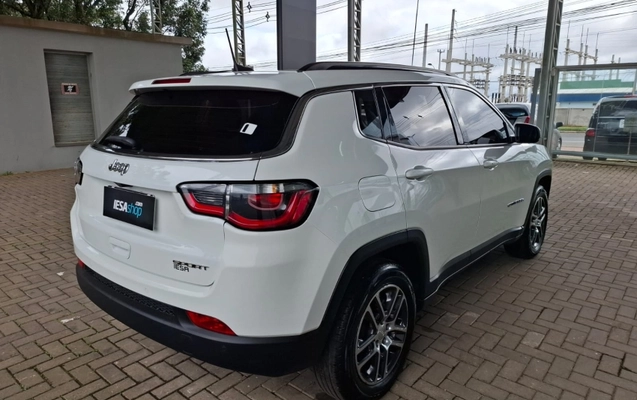 imagem-https://www.socarrao.com.br/sc-vehicle-images-prod/2134294/1781550368366-OT0nnPB47FRLxLpivWRAG8ri3yyUMLB7.jpg