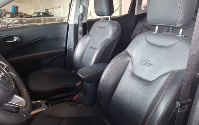 imagem-https://www.socarrao.com.br/sc-vehicle-images-prod/2134294/1781550368367-n9TPlle71R49QVh7Ho8n7TMdxy4yhTpA.jpg