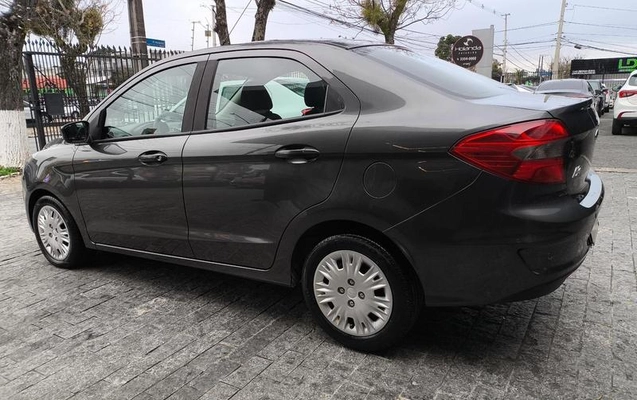 imagem-https://www.socarrao.com.br/sc-vehicle-images-prod/2134343/1789050028626-8093078_5_B_626122801b.jpeg