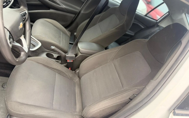 imagem-https://www.socarrao.com.br/sc-vehicle-images-prod/2134447/1781552595800-V2hhdHNBcHAgSW1hZ2UgMjAyNi0wNi0xNSBhdCAxNC40MS40MSAoMSkuanBlZw.jpeg