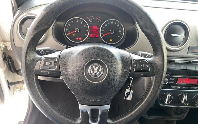 imagem-https://www.socarrao.com.br/sc-vehicle-images-prod/2135068/1788281151428-6909008_9_B_401bffed9a.jpeg