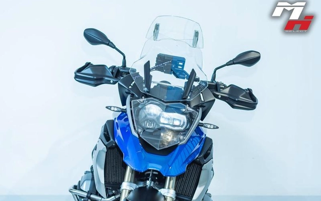 imagem-https://www.socarrao.com.br/sc-vehicle-images-prod/2135133/1781555383063-8169455_8_B_6485e3b066.jpeg