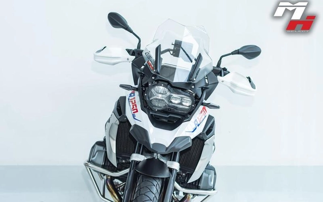 imagem-https://www.socarrao.com.br/sc-vehicle-images-prod/2135148/1783954052870-7849165_12_B_8bf99b5e81.jpeg
