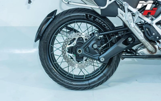 imagem-https://www.socarrao.com.br/sc-vehicle-images-prod/2135157/1783782456690-8107120_12_B_2425dbfa3a.jpeg