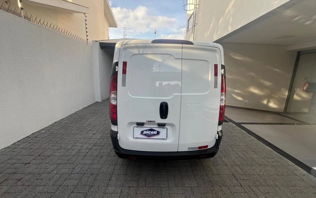 imagem-https://www.socarrao.com.br/sc-vehicle-images-prod/2135320/1787834315157-8189365_3_B_6745c9e872.jpeg