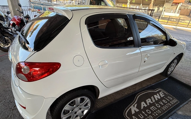 imagem-https://www.socarrao.com.br/sc-vehicle-images-prod/2135323/1781559057606-SU1HXzQ4NTguanBlZw.jpeg