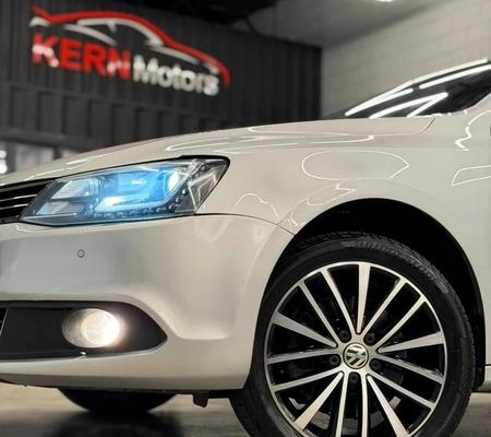imagem-https://www.socarrao.com.br/sc-vehicle-images-prod/2135325/1782827258926-8112782_10_B_f29e0a10b5.jpeg