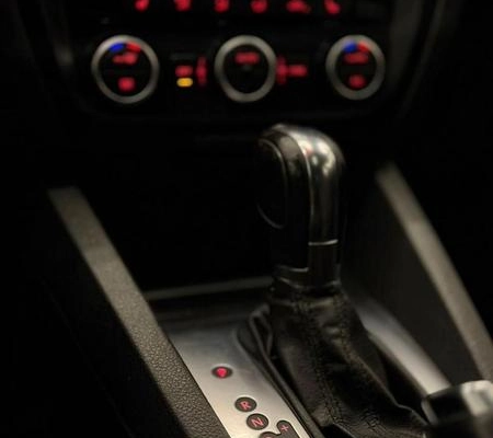 imagem-https://www.socarrao.com.br/sc-vehicle-images-prod/2135325/1782827258936-8112782_18_B_3c721163a5.jpeg