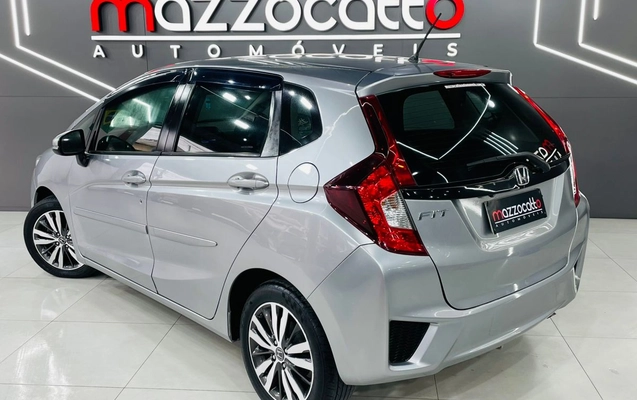imagem-https://www.socarrao.com.br/sc-vehicle-images-prod/2135455/1783445134251-003_955096dda8d2e35d050fb9da2d2636f5.jpeg
