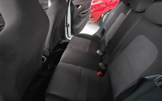 imagem-https://www.socarrao.com.br/sc-vehicle-images-prod/2135560/1781556962824-V2hhdHNBcHAgSW1hZ2UgMjAyNi0wNi0xNSBhdCAxNi4xMy4wMy5qcGVn.jpeg