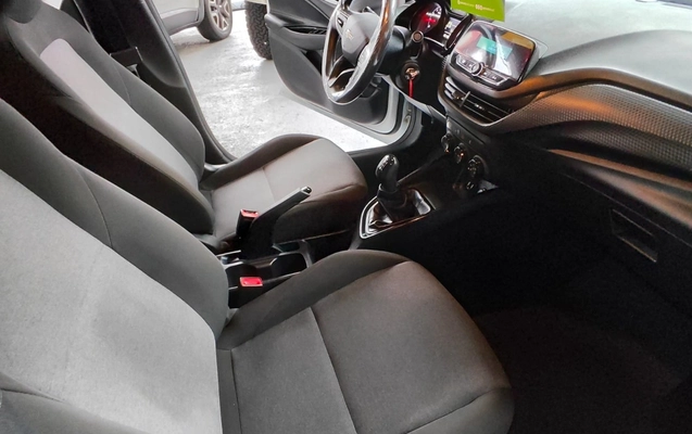 imagem-https://www.socarrao.com.br/sc-vehicle-images-prod/2135560/1781556963141-V2hhdHNBcHAgSW1hZ2UgMjAyNi0wNi0xNSBhdCAxNi4xMy4wMyAoMikuanBlZw.jpeg