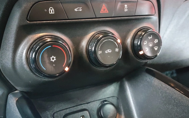 imagem-https://www.socarrao.com.br/sc-vehicle-images-prod/2135560/1781556963796-V2hhdHNBcHAgSW1hZ2UgMjAyNi0wNi0xNSBhdCAxNi4xMy4wNCAoMykuanBlZw.jpeg