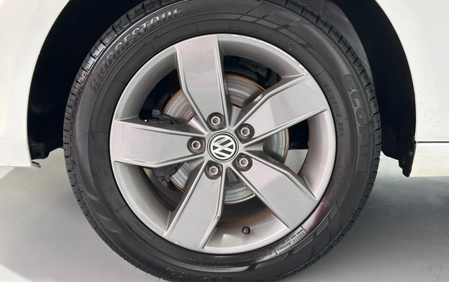 imagem-https://www.socarrao.com.br/sc-vehicle-images-prod/2135596/1789048101053-a5a40f9635aa4059b532deccab6ca35f_1781531191784.jpg