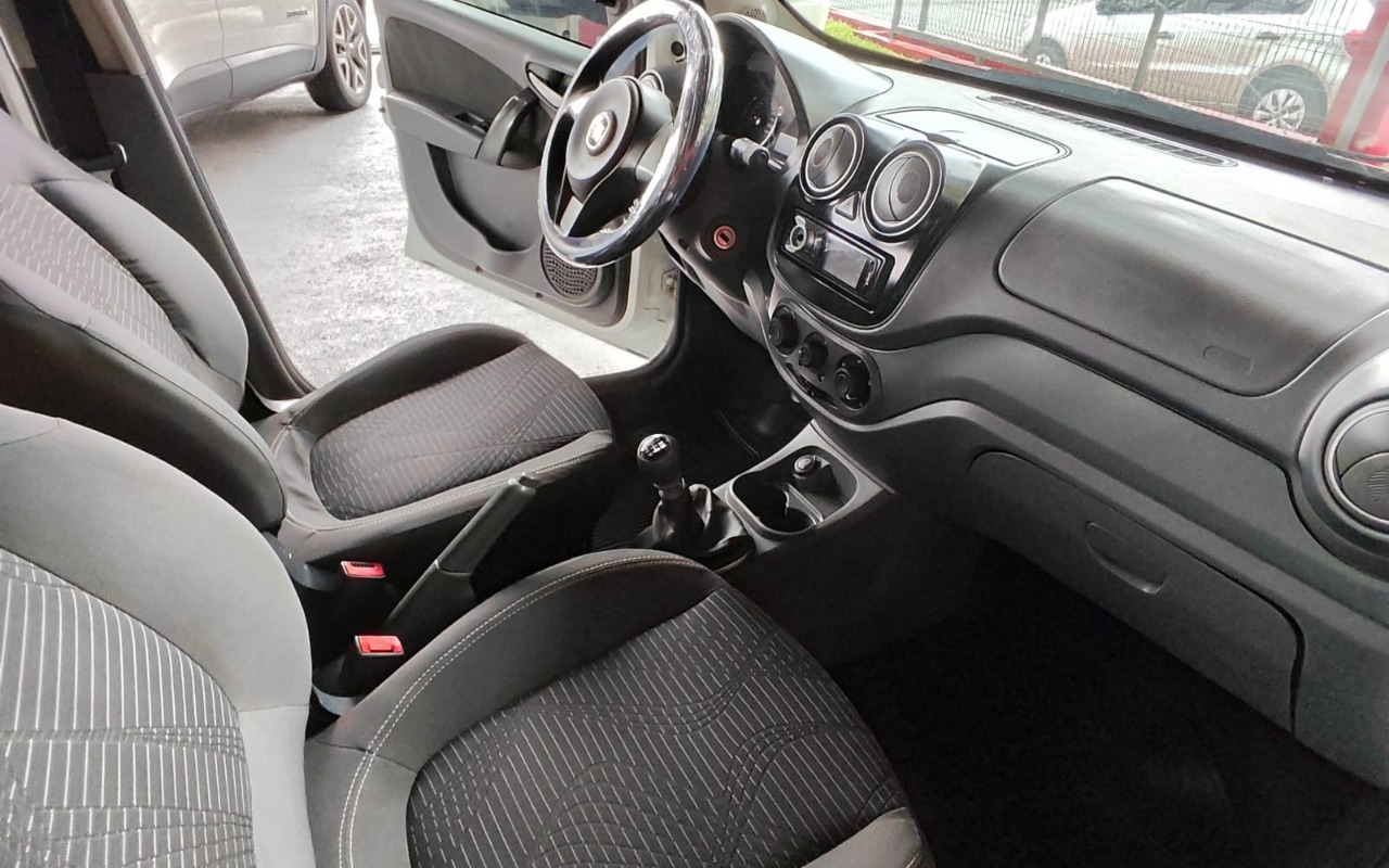 imagem-https://www.socarrao.com.br/sc-vehicle-images-prod/2135674/1781557593030-V2hhdHNBcHAgSW1hZ2UgMjAyNi0wNi0xNSBhdCAxNS4zNi4wNCAoMSkuanBlZw.jpeg