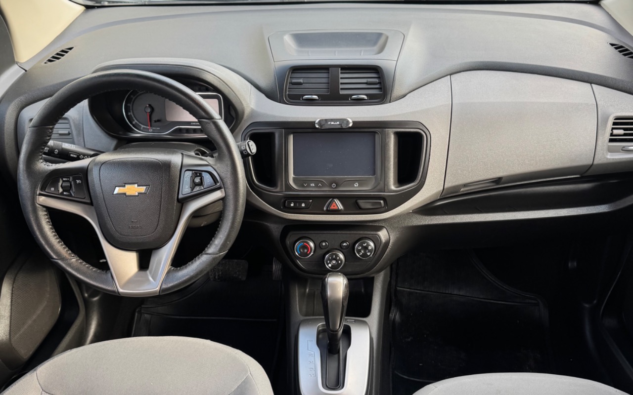 imagem-https://www.socarrao.com.br/sc-vehicle-images-prod/2135788/1781558009829-SU1HXzY4NTkuanBlZw.jpeg