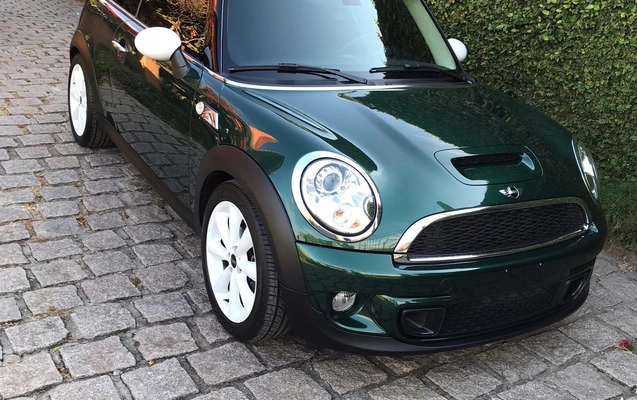imagem-https://www.socarrao.com.br/sc-vehicle-images-prod/2139622/1781570109864-SU1HLTIwMjYwNTEwLVdBMDAzMigxKS5qcGc.jpg