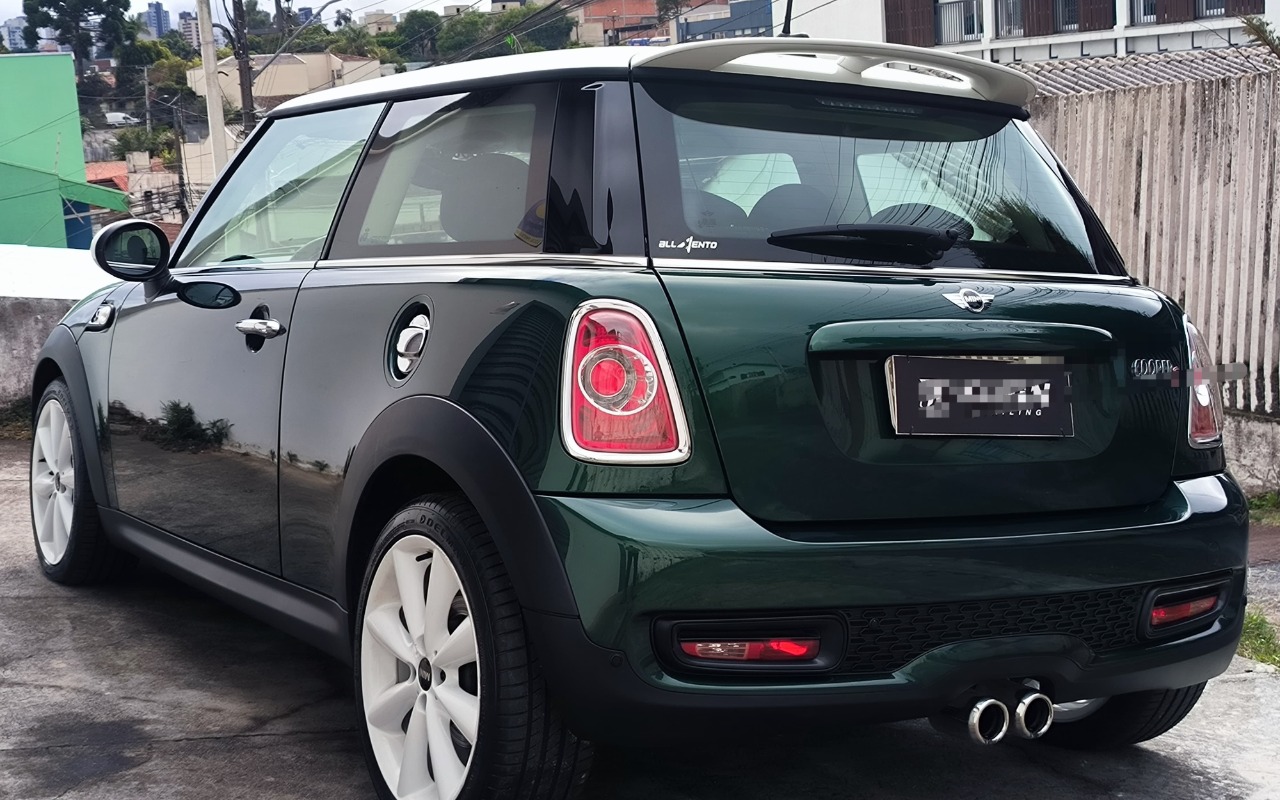 imagem-https://www.socarrao.com.br/sc-vehicle-images-prod/2139622/1781570110315-SU1HLTIwMjYwNjA0LVdBMDAxMS5qcGc.jpg