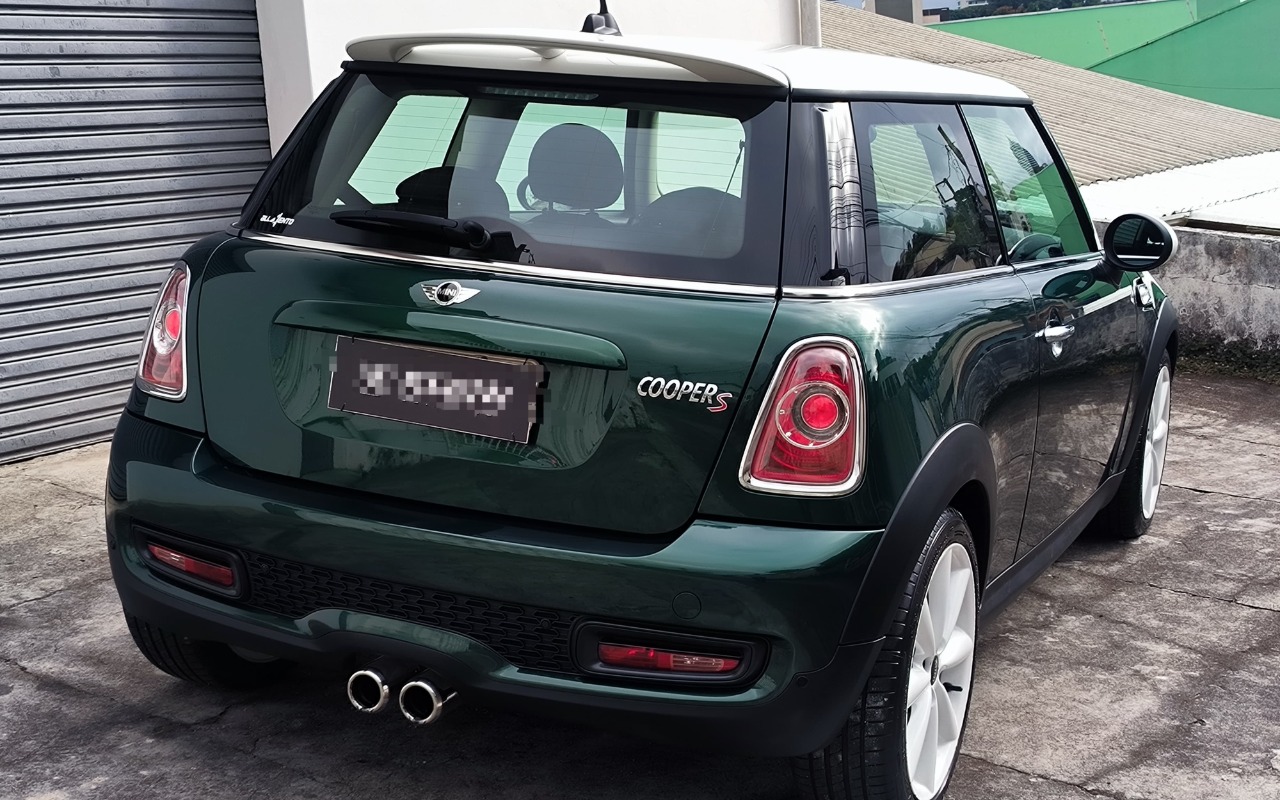 imagem-https://www.socarrao.com.br/sc-vehicle-images-prod/2139622/1781570110795-SU1HLTIwMjYwNjA0LVdBMDAxMi5qcGc.jpg