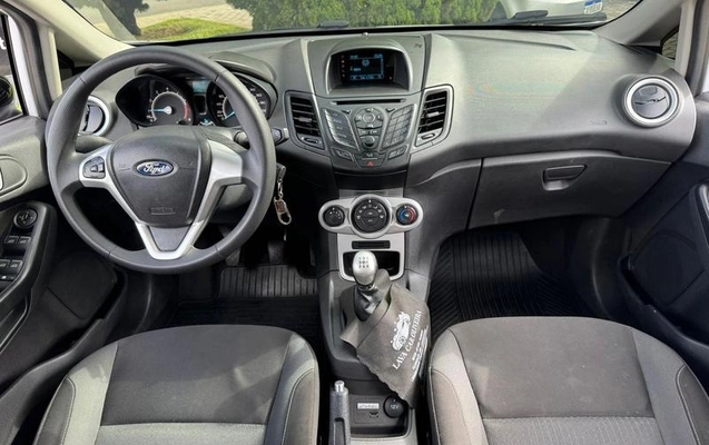 imagem-https://www.socarrao.com.br/sc-vehicle-images-prod/2149286/1781784204958-8169960_0_B_1810154c8b.jpeg