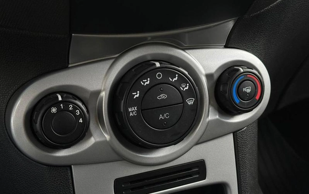imagem-https://www.socarrao.com.br/sc-vehicle-images-prod/2149286/1781784204967-8169960_10_B_2c915576c7.jpeg