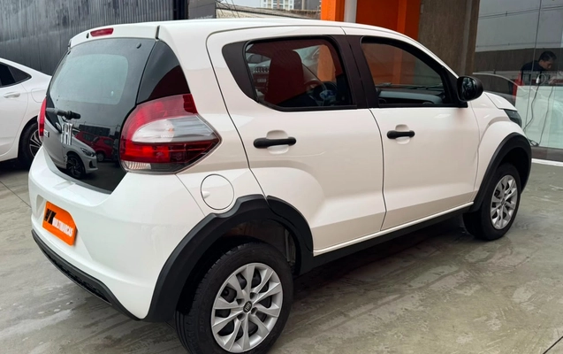 imagem-https://www.socarrao.com.br/sc-vehicle-images-prod/2150342/1781613547331-V2hhdHNBcHAgSW1hZ2UgMjAyNi0wNi0xNSBhdCAxMS40OC4wOSAoMikuanBlZw.jpeg