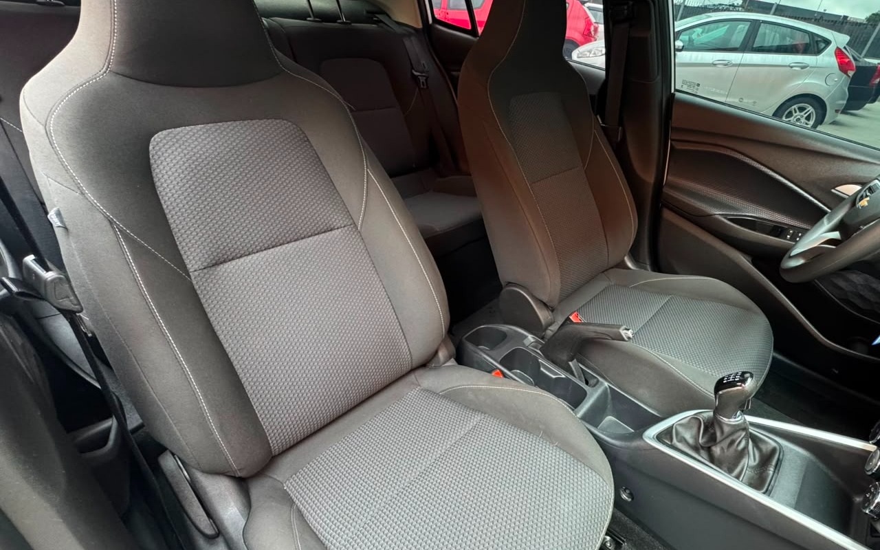 imagem-https://www.socarrao.com.br/sc-vehicle-images-prod/2150545/1781614109645-V2hhdHNBcHAgSW1hZ2UgMjAyNi0wNi0xNSBhdCAxMS41Mi4yNy5qcGVn.jpeg