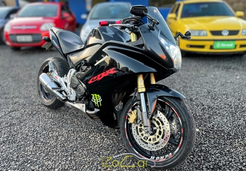 Honda CBR 600 F 2012 Preto — foto 1 de 3