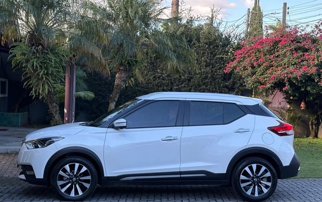imagem-https://www.socarrao.com.br/sc-vehicle-images-prod/2151022/1781639456783-YTE5Y2VkNDYtODMxNy00Yjk3LWFlMzYtMGYxNDhmMGMwMzUwLmpwZw.jpg