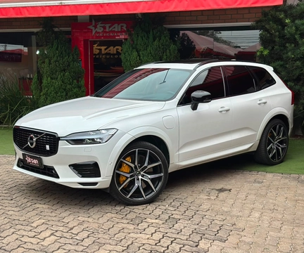 Volvo XC60 2021 Branco — foto 1 de 3