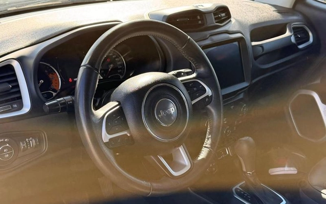 imagem-https://www.socarrao.com.br/sc-vehicle-images-prod/2152383/1788992431056-8151430_9_B_727fa366c1.jpeg