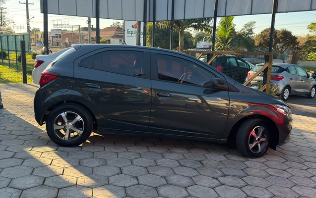 imagem-https://www.socarrao.com.br/sc-vehicle-images-prod/2152396/1781619715135-JnB8byv6EFGs7YOQaG1n3OhvrDn5gzY6.jpg