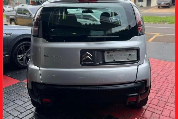 imagem-https://www.socarrao.com.br/sc-vehicle-images-prod/2153207/1781623012295-8072926_4_B_4e973a57ed.jpg