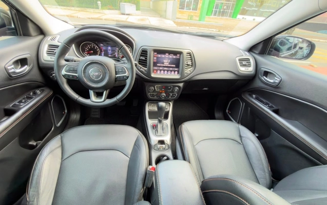 imagem-https://www.socarrao.com.br/sc-vehicle-images-prod/2153547/1786472386143-sz8mC5zCcFaIRCtd37uJIRsxNUJf4QeU.jpg