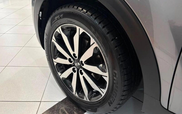 imagem-https://www.socarrao.com.br/sc-vehicle-images-prod/2154727/1789073264067-8188340_7_B_584e5a4912.jpeg