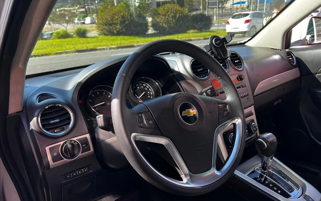 imagem-https://www.socarrao.com.br/sc-vehicle-images-prod/2155679/1781628328512-EMF-5B41_06.jpg