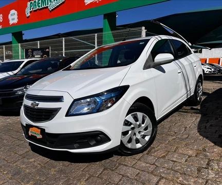 Chevrolet Onix 2014 Branco — foto 1 de 3