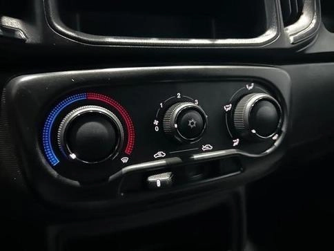 imagem-https://www.socarrao.com.br/sc-vehicle-images-prod/2155712/1789649691174-8191394_2_B_ecaea8906e.jpeg