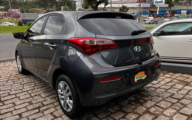 imagem-https://www.socarrao.com.br/sc-vehicle-images-prod/2155727/1781628466857-PYI-4C64_04.jpg