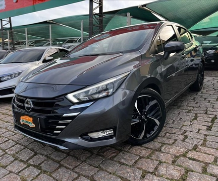 Nissan VERSA 2025 Cinza — foto 1 de 3