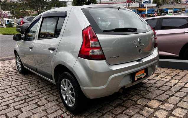 imagem-https://www.socarrao.com.br/sc-vehicle-images-prod/2155774/1781628569393-FHY-4F52_04.jpg