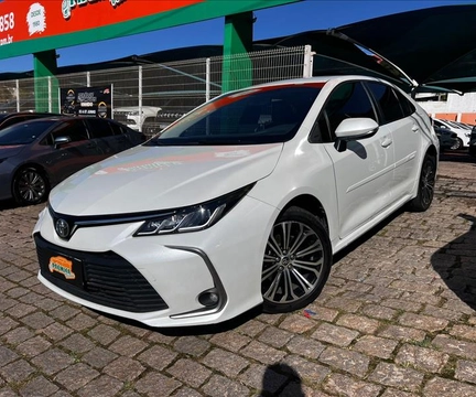 Toyota Corolla 2022 Branco — foto 1 de 3