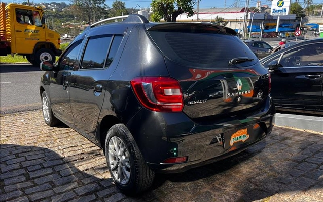 imagem-https://www.socarrao.com.br/sc-vehicle-images-prod/2155778/1781628577034-QUA-1I28_03.jpg