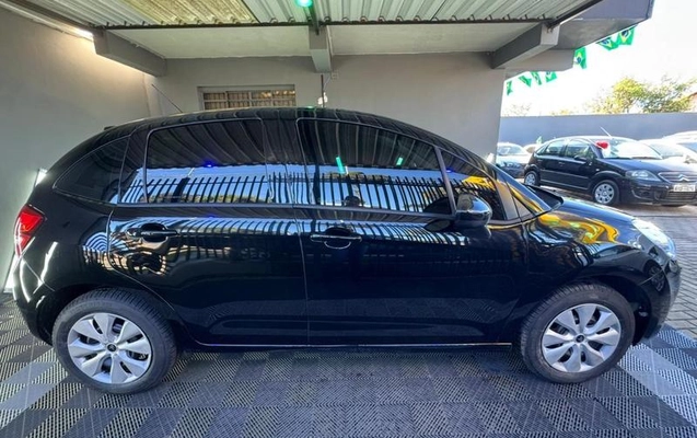 imagem-https://www.socarrao.com.br/sc-vehicle-images-prod/2156203/1788467208616-8190635_6_B_59f2869c9f.jpeg