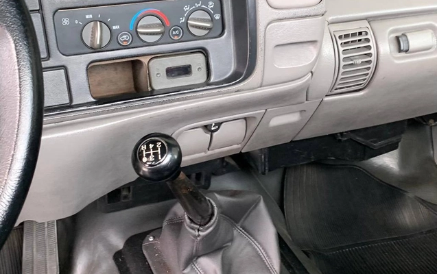 imagem-https://www.socarrao.com.br/sc-vehicle-images-prod/2156216/1781630152305-76dbf27e98bd419ca9a6de4b10da9db0_1775754378730.jpeg
