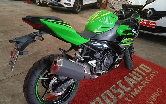 imagem-https://www.socarrao.com.br/sc-vehicle-images-prod/2156756/1785956883641-8185969_1_B_8403991951.jpeg